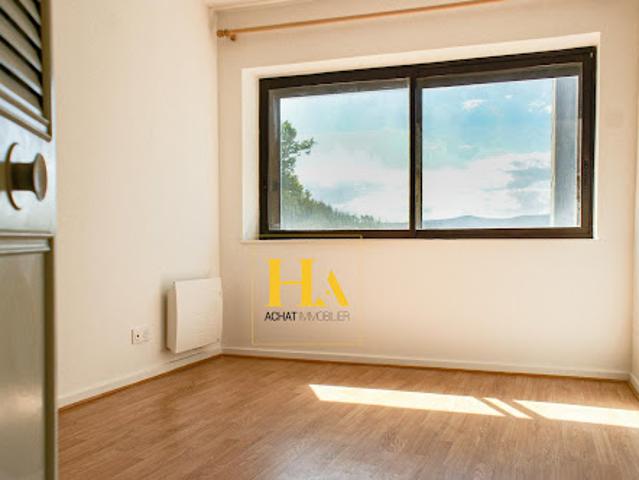 Vente Appartement 4 pièces 96.86 m2 Montelimar