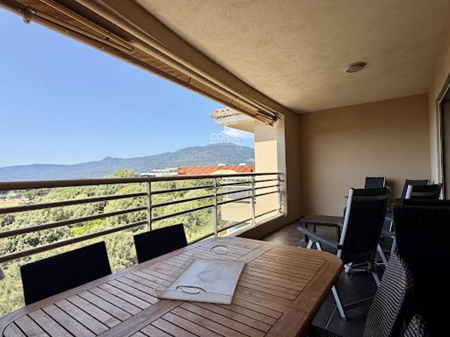 Vente Appartement 4 pièces 96.02 m2 Propriano