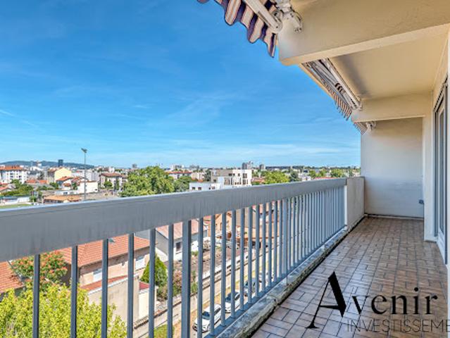 Vente Appartement 4 pièces 96.32 m2 Lyon 8ème