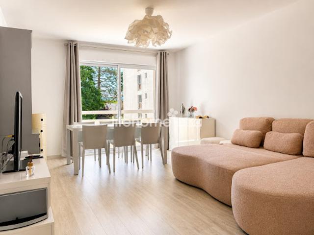 Vente Appartement 4 pièces 98 m2 Balan
