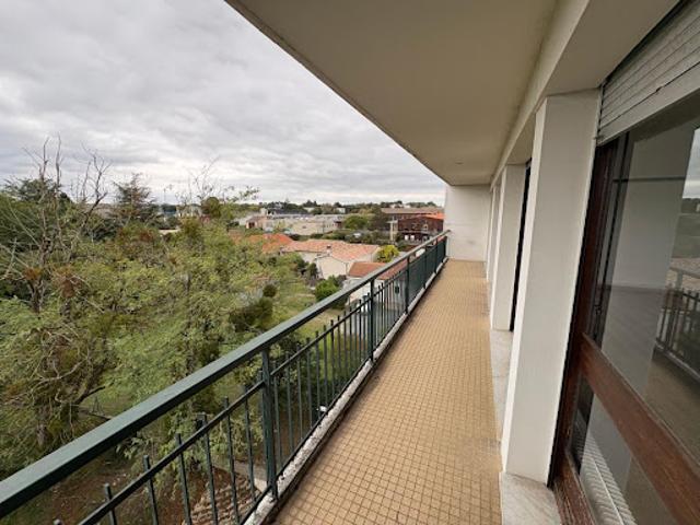 Vente Appartement 4 pièces 98 m2 Langon