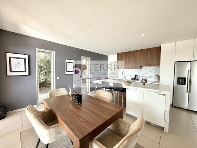 Vente Appartement 4 pièces 98 m2 Sari Solenzara
