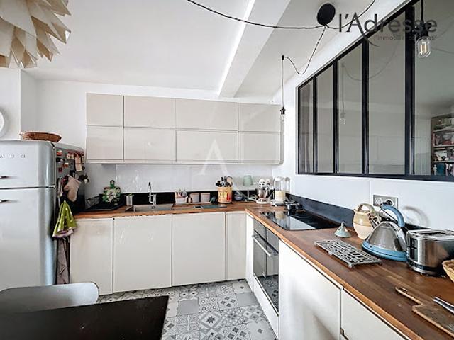 Vente Appartement 4 pièces 99.3 m2 Suresnes