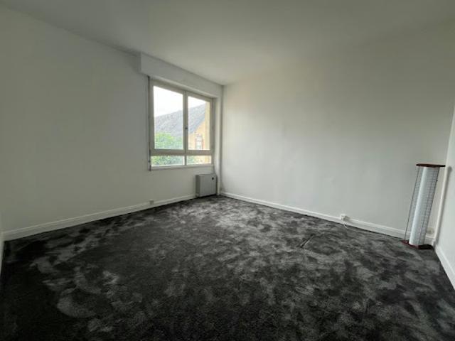 Vente Appartement 4 pièces 99 m2 Vierzon