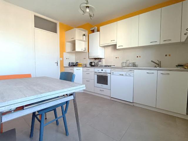 Vente Appartement 4 pièces 99 m2 La Rochelle
