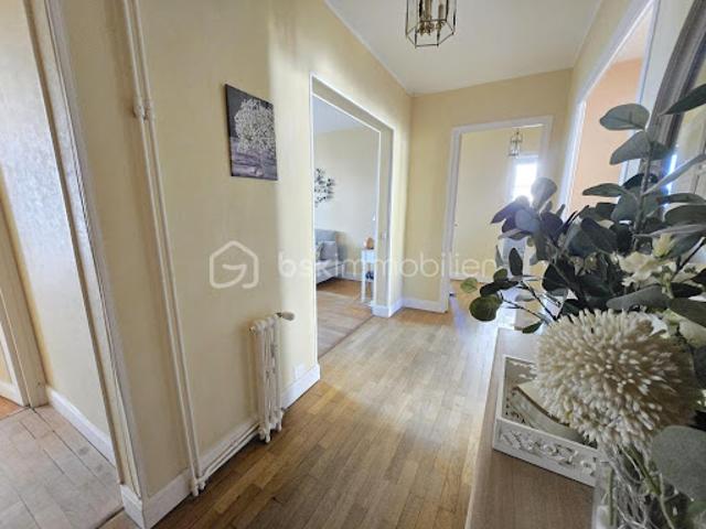 Vente Appartement 4 pièces 99 m2 Nevers