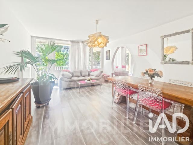 Vente Appartement 4 pièces 99 m2 Nimes