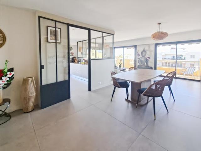 Vente Appartement 4 pièces 99 m2 Saint Laurent du Var