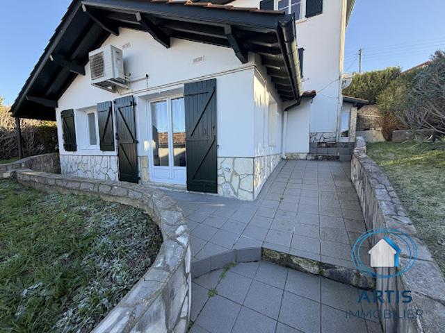 Vente Appartement 4 pièces 100 m2 Ciboure