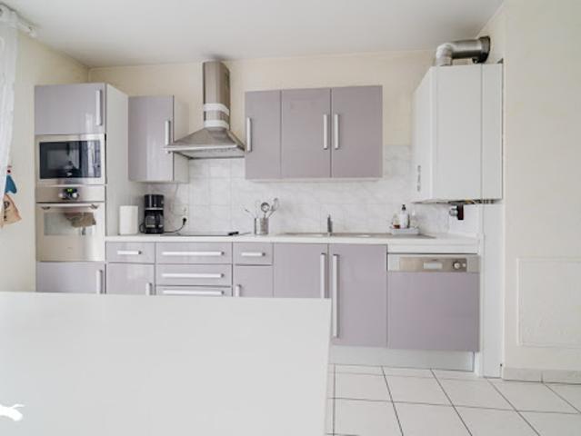 Vente Appartement 4 pièces 100 m2 Decines charpieu