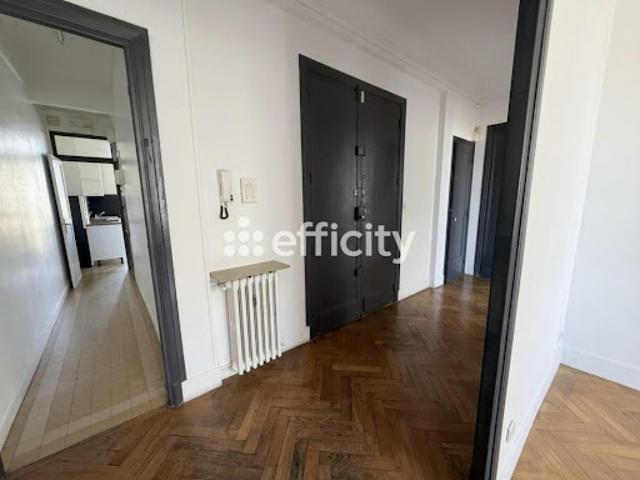 Vente Appartement 4 pièces 100 m2 Marseille 8ème