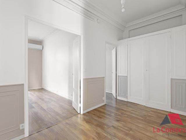 Vente Appartement 4 pièces 108 m2 Marseille 8ème