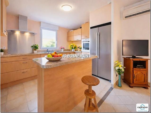 Vente Appartement 4 pièces 100 m2 Meursac
