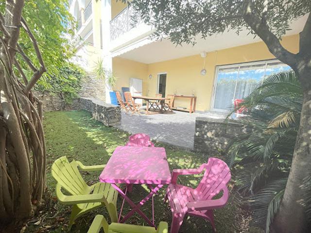 Vente Appartement 4 pièces 100 m2 Saint Cyr sur Mer