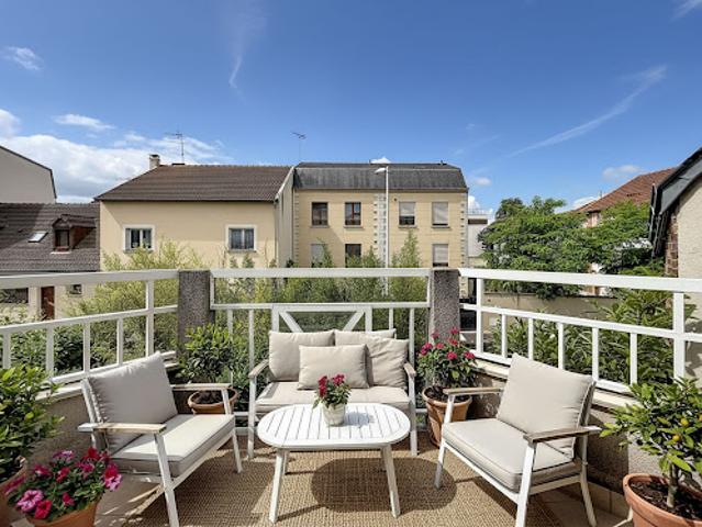 Vente Appartement 4 pièces 101 m2 Nanterre