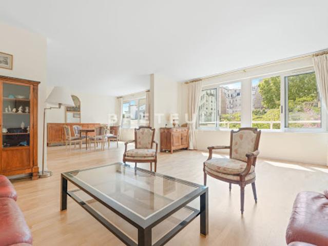 Vente Appartement 4 pièces 102.29 m2 Paris 16ème