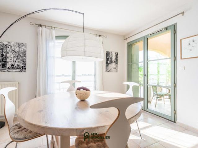 Vente Appartement 4 pièces 102.7 m2 Uzès