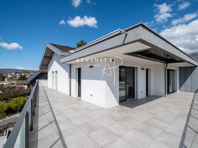 Vente Appartement 4 pièces 102 m2 Annecy