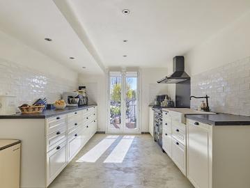 Vente Appartement 4 pièces 102 m2 Le Puy Sainte Réparade