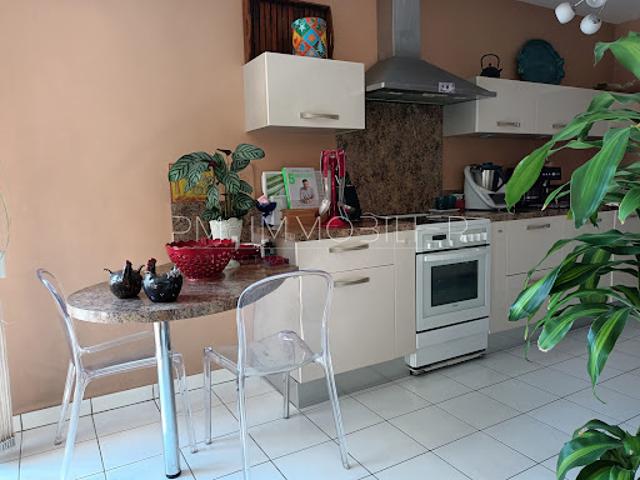 Vente Appartement 4 pièces 104 m2 Marseille 3ème