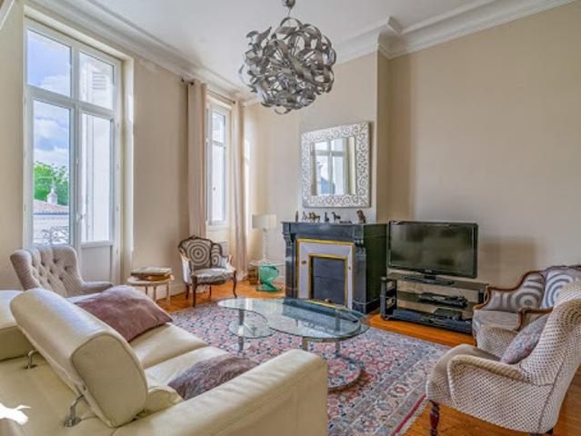 Vente Appartement 5 pièces 105 m2 Bordeaux