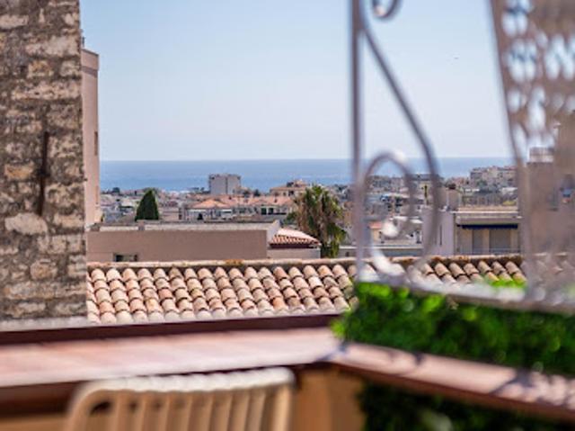 Vente Appartement 4 pièces 105 m2 Le Cannet