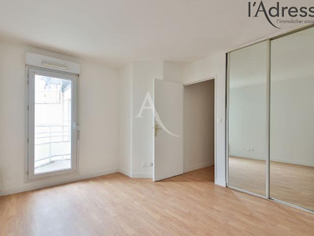 Vente Appartement 4 pièces 106.1 m2 Suresnes