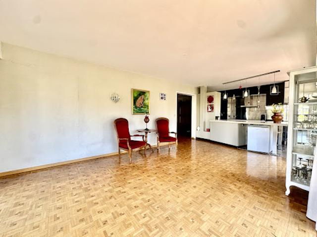 Vente Appartement 4 pièces 106 m2 Marseille 9ème