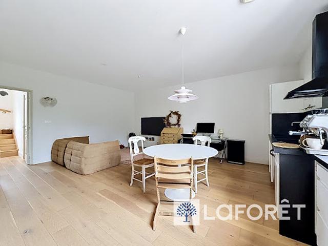 Vente Appartement 4 pièces 107.8 m2 Champagne au Mont d'Or