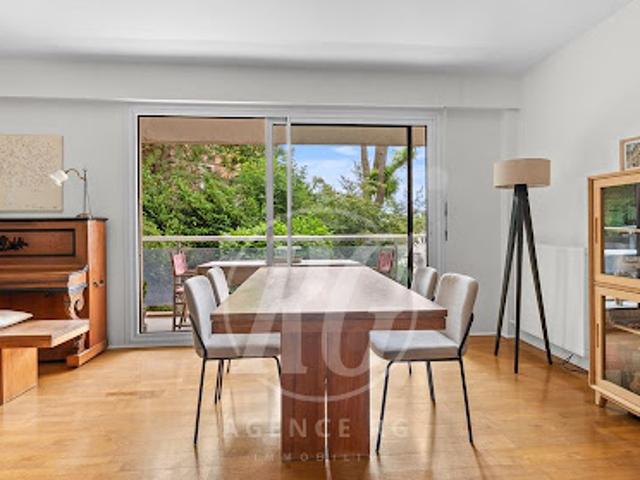 Vente Appartement 4 pièces 107 m2 Garches