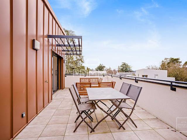 Vente Appartement 4 pièces 107 m2 Saint Cyr au Mont d'Or