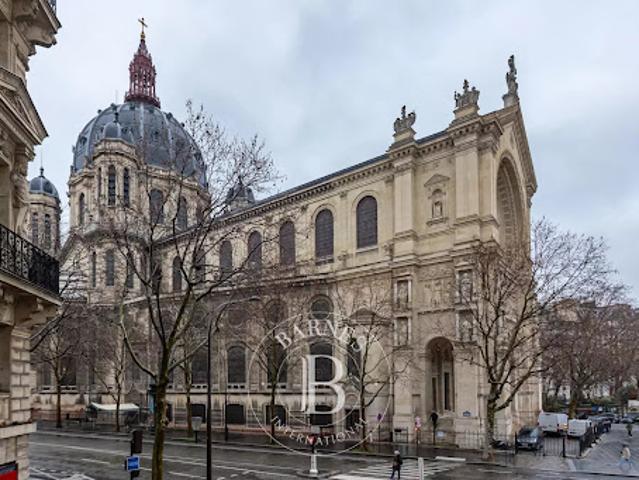 Vente Appartement 4 pièces 108.62 m2 Paris 8ème