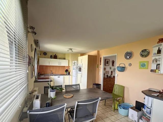 Vente Appartement 4 pièces 108 m2 Nimes