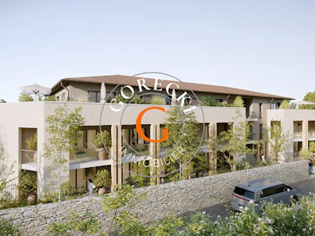 Vente Appartement 4 pièces 109.6 m2 Uzès