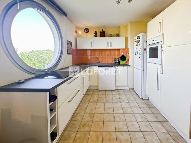 Vente Appartement 4 pièces 109.74 m2 Nimes