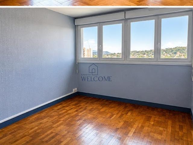 Vente Appartement 4 pièces 109 m2 Bagnols sur ceze
