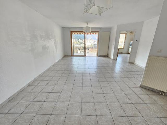 Vente Appartement 4 pièces 109 m2 Saint claude