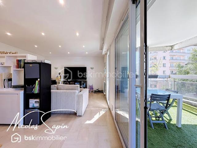 Vente Appartement 4 pièces 110.44 m2 Grenoble