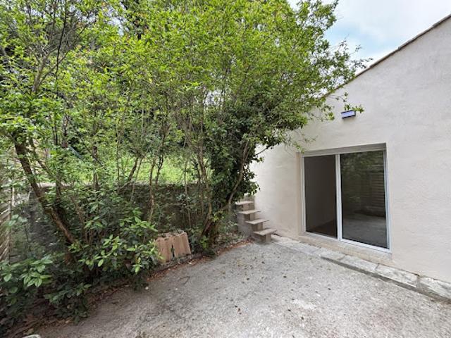 Vente Appartement 4 pièces 110 m2 Caumont sur Durance
