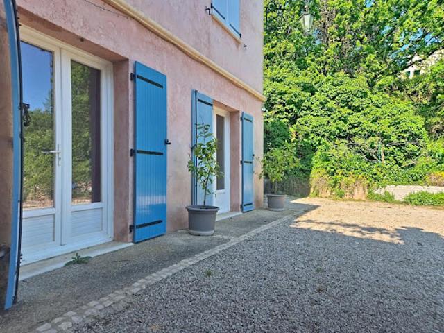 Vente Appartement 4 pièces 110 m2 Escragnolles