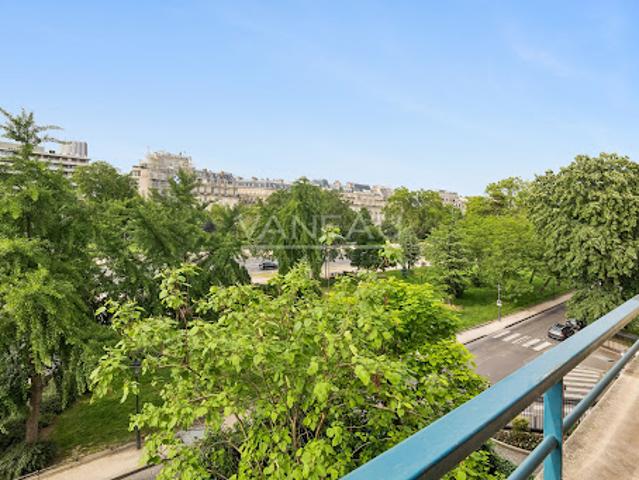Vente Appartement 4 pièces 111.04 m2 Paris 16ème