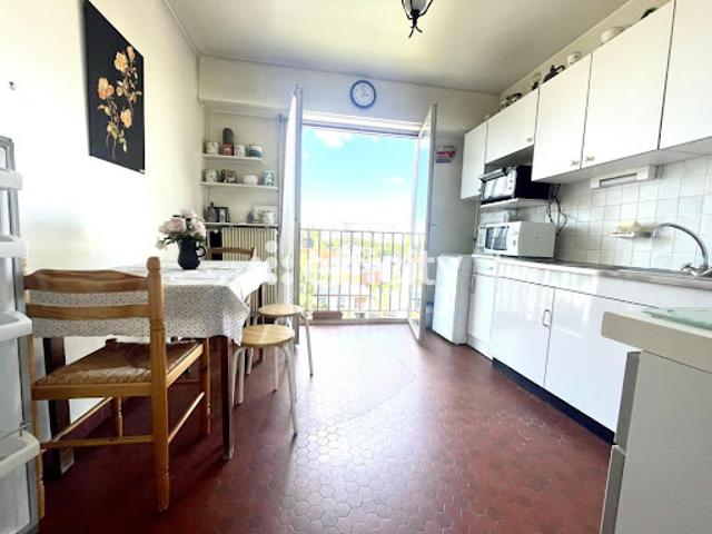Vente Appartement 4 pièces 111.32 m2 Versailles