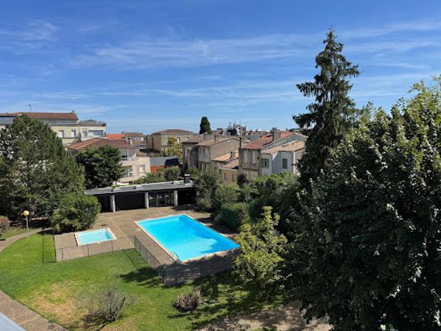 Vente Appartement 4 pièces 111 m2 Bordeaux