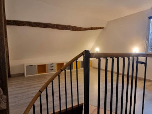 Vente Appartement 4 pièces 111 m2 Bruyeres le chatel