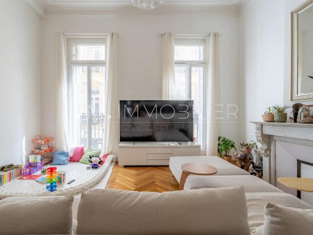 Vente Appartement 4 pièces 111 m2 Marseille 1er