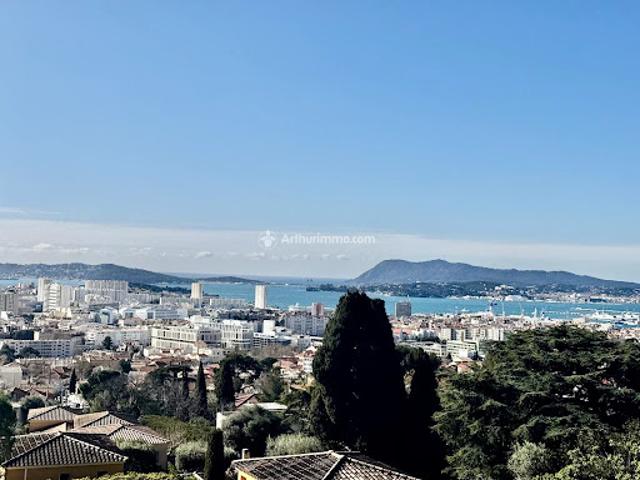 Vente Appartement 4 pièces 112.3 m2 Toulon
