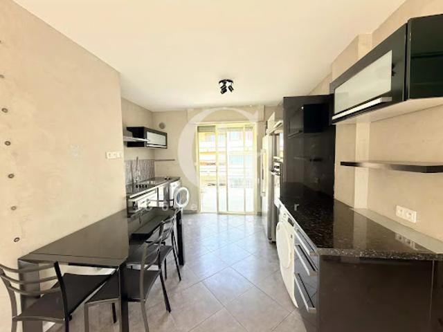 Vente Appartement 4 pièces 112.89 m2 Cannes
