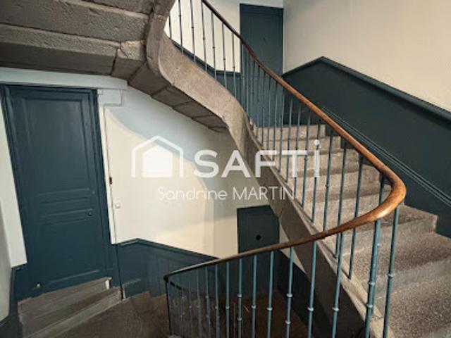 Vente Appartement 4 pièces 112 m2 Clermont Ferrand