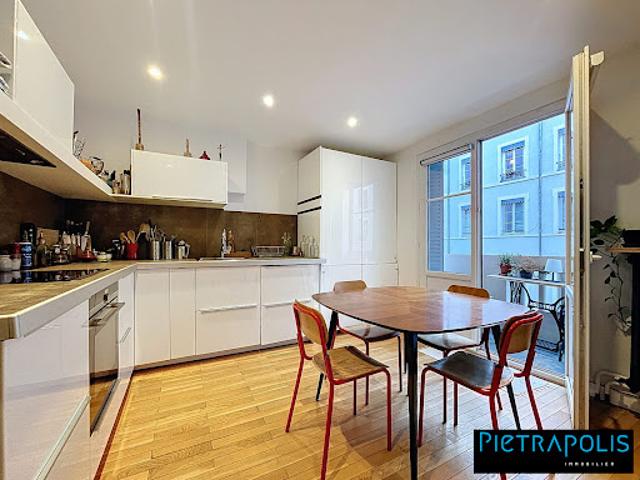 Vente Appartement 4 pièces 112 m2 Lyon 7ème