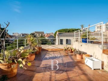 Vente Appartement 4 pièces 112 m2 Marseille 7ème
